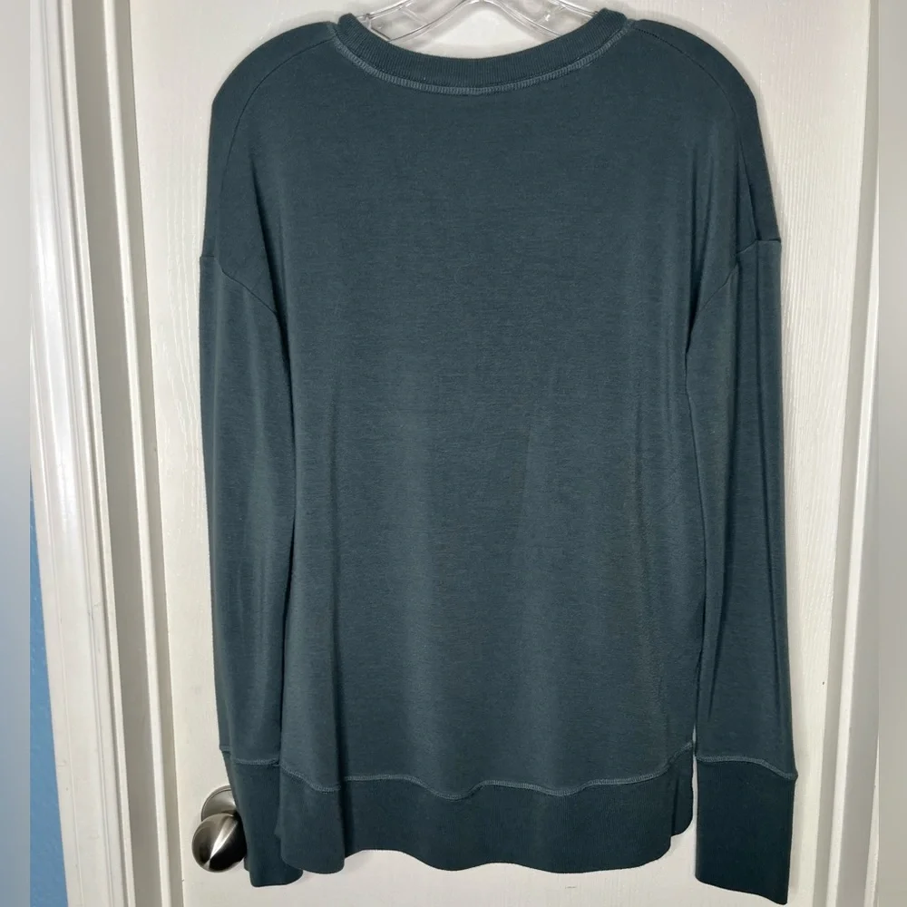 Athleta Forest Green Crew Neck Sweatshirt Size XS - Picture 2 of 5